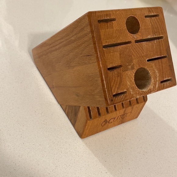 Cutco Homemaker Plus 8 Block in Honey Oak - Picture 3 of 7